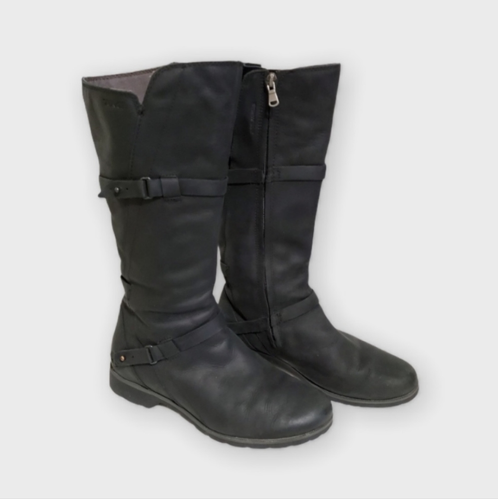 Teva De La Vina Black Boots